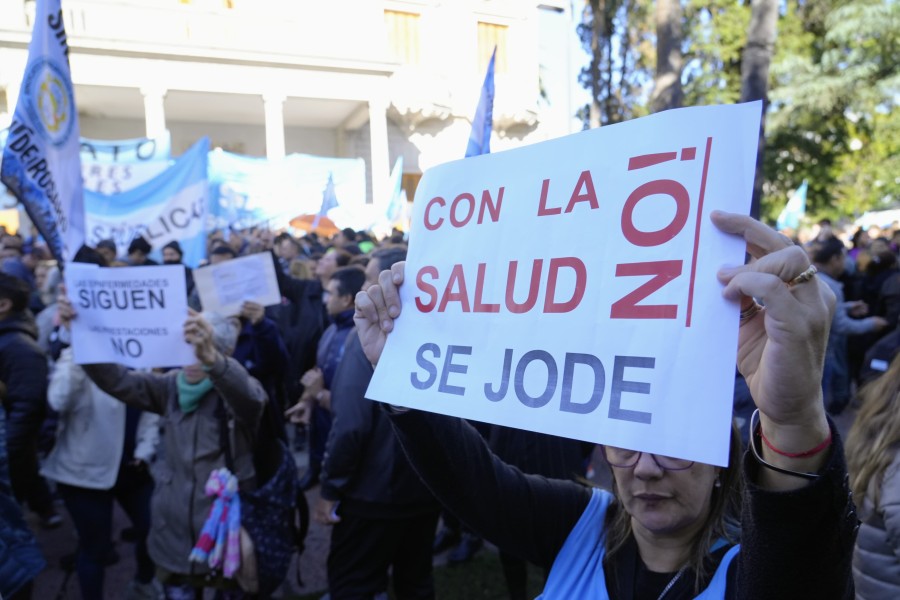 EN SUSPENSO. Los m&eacute;dicos santafesinos iban a realizar un nuevo paro esta semana al aguardo de mejoras salariales.