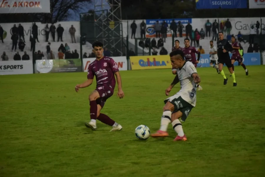 EN LA PRIMERA FASE./ Empataron 1 a 1 en el último antecedente.