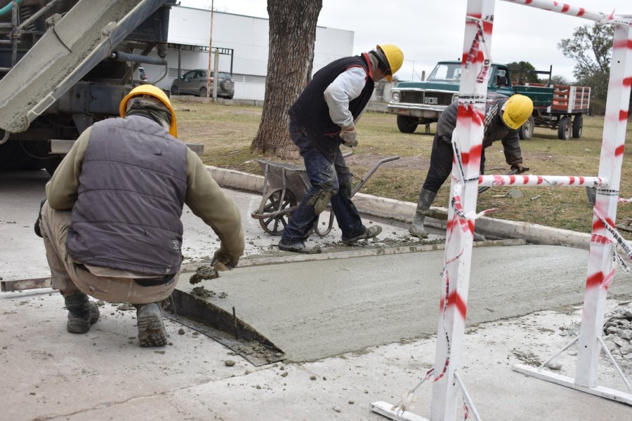 Personal municipal en plena labor.