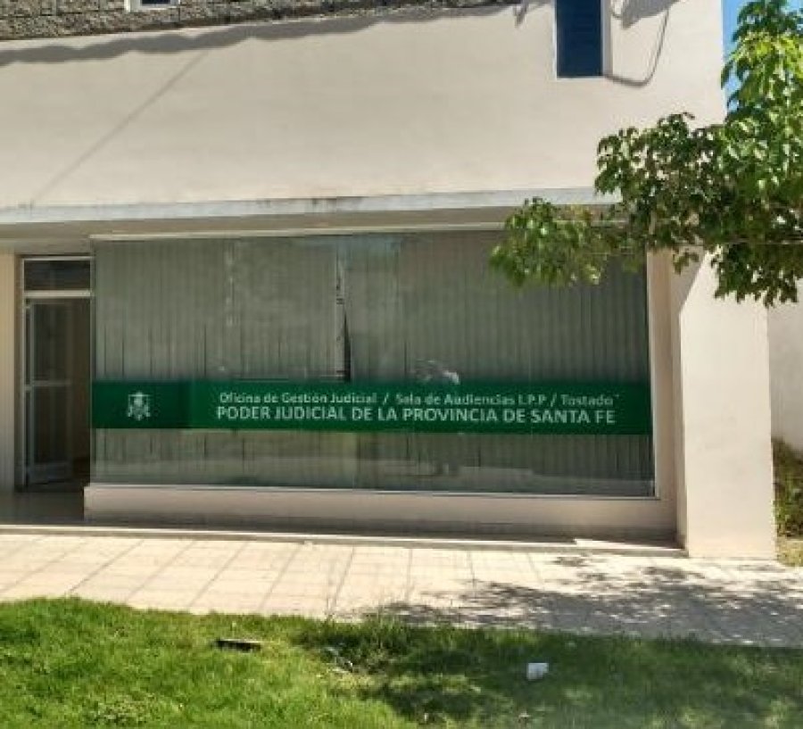 La audiencia se desarrolló de manera remota en los tribunales tostadenses. La medida fue dispuesta a partir de un requerimiento del fiscal Héctor Aiello.