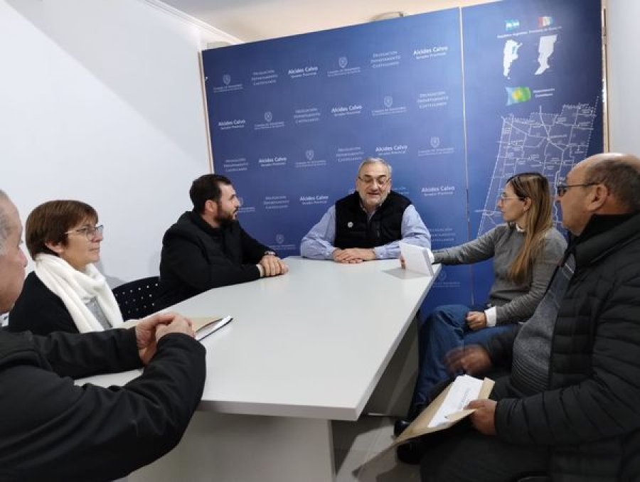 Imagen del encuentro con el legislador.