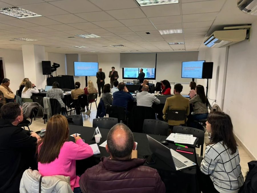 Vista general del encuentro.