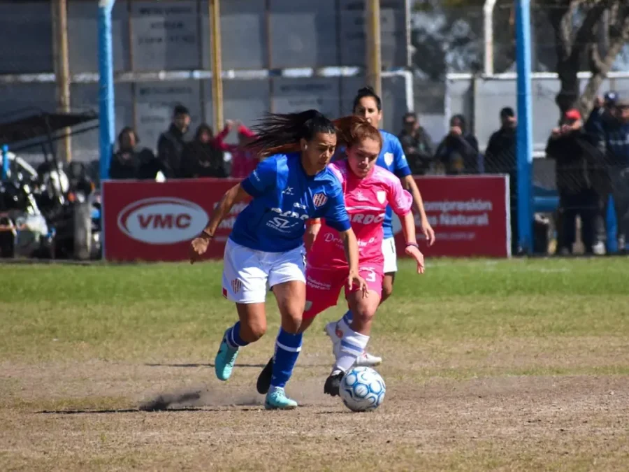NO PUDO SER. El equipo rafaelino perdió de local.