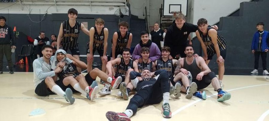 BUENA NOCHE./ El CAI ganó el duelo ante el "9".