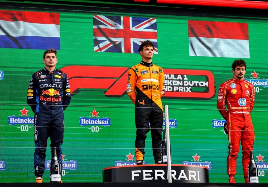 Max Verstappen, Lando Norris y Charles Leclerc en el podio de Zandvoort.