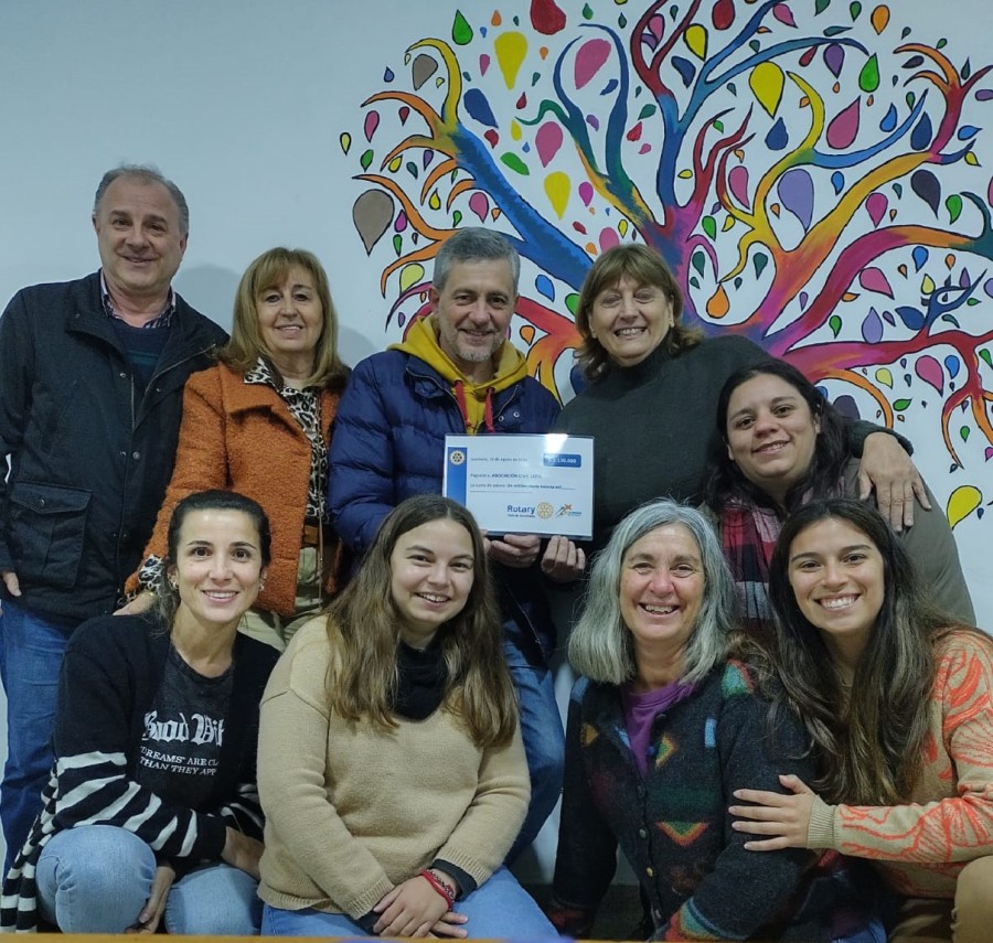 Los integrantes de Lazos.