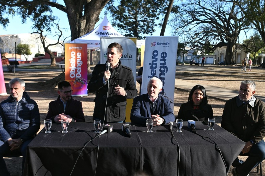 El programa &ldquo;Objetivo Dengue&rdquo;, es una pol&iacute;tica interministerial implementada por el gobernador Maximiliano Pullaro.