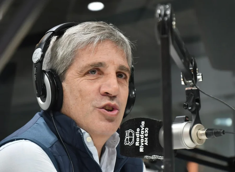 No hay reducci&oacute;n para d&oacute;lar turista, aclar&oacute; Luis Caputo.