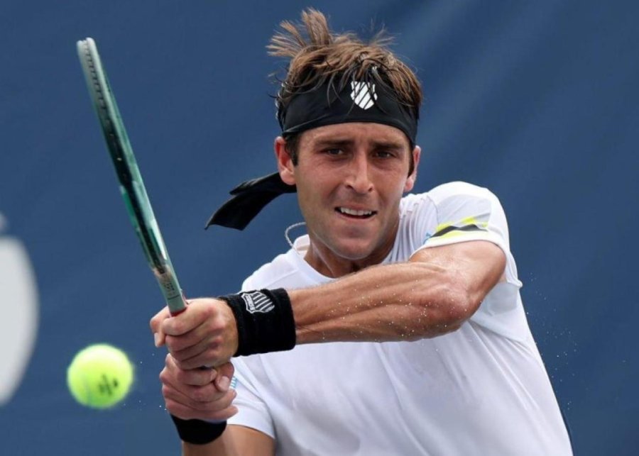 omás Etcheverry se impuso en el duelo de argentinos ante Francisco Cerúndolo