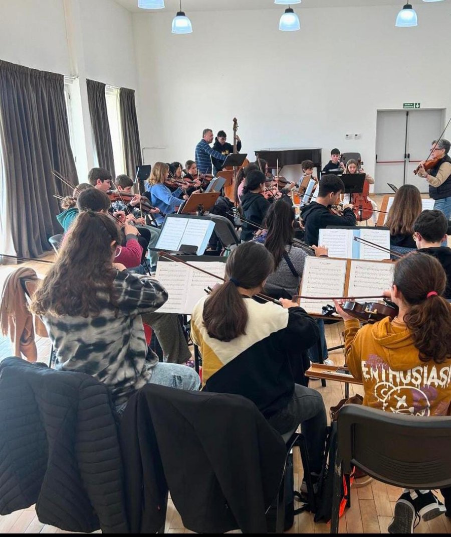 EL SEMINARIO. Cont&oacute; con la visita de la violinista Valeria Andrea Martin.