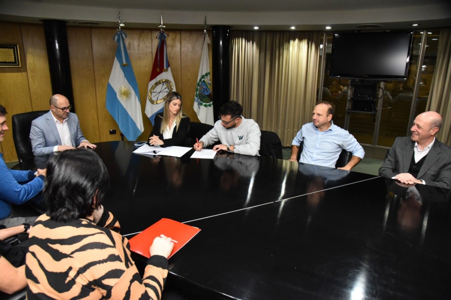 Este viernes se entregaron los primeros cr&eacute;ditos personales destinados, en este caso, a ampliaci&oacute;n.