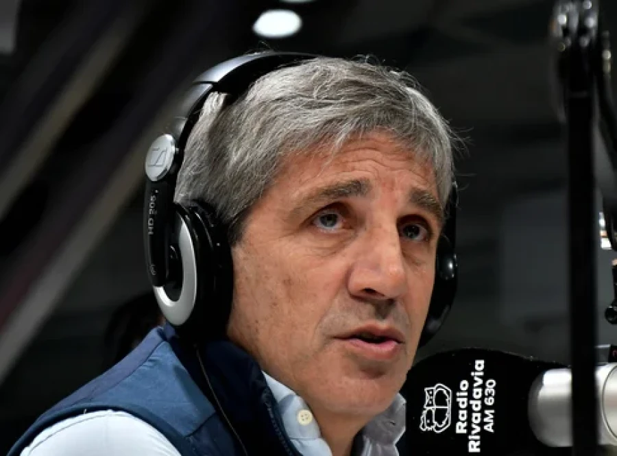 El ministro de Econom&iacute;a, Luis Caputo inaugur&oacute; su canal de youtube.