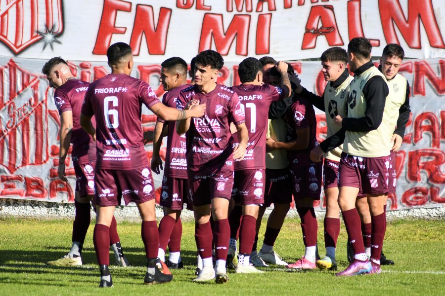 RECUPERAR LA MEMORIA./ En los últimos dos partidos de local, empató uno y perdió el otro.