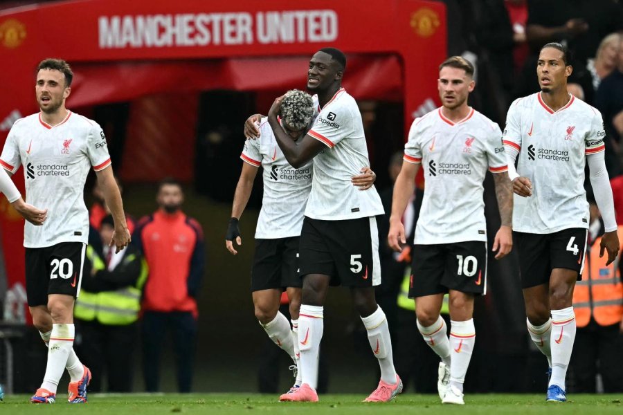 El Liverpool bailó al Manchester United en Old Trafford