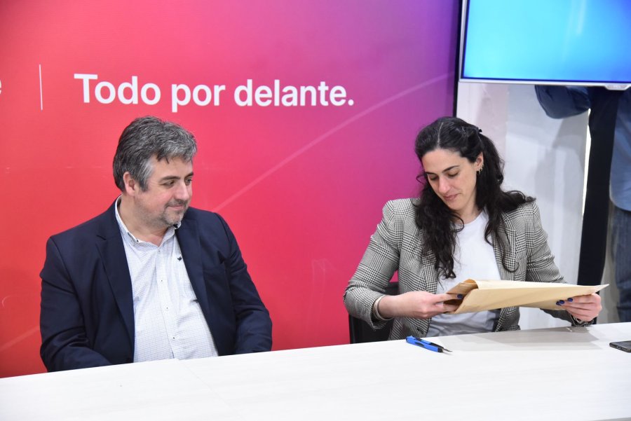 Se presentaron ocho ofertas econ&oacute;micas destinadas a realizar los trabajos licitados.