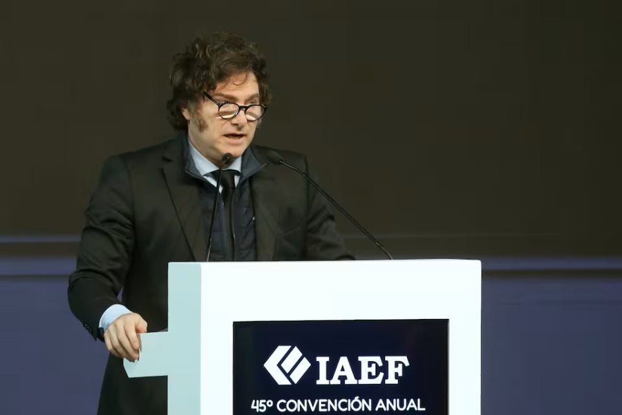 Javier Milei en Mendoza para el cierre de la 45&deg; Convenci&oacute;n del IAEF.