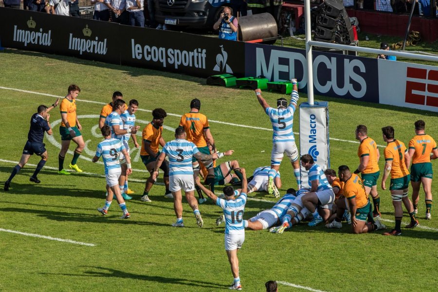 En una actuaci&oacute;n para la historia, Los Pumas derrotaron a los Wallabies en forma contundente.