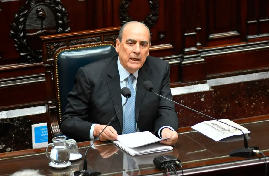 Internaron al jefe de Gabinete, Guillermo Francos.