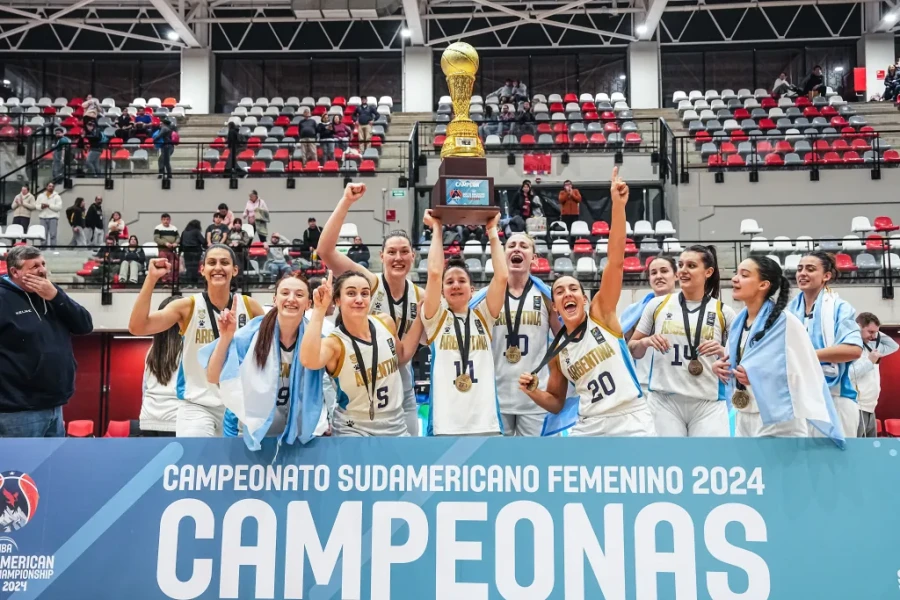 EUFORIA./ El festejo argentino en Santiago de Chile.