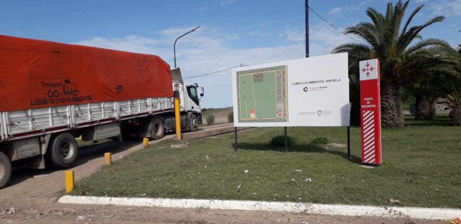Fleteros y transportistas deben disponer los residuos en el Complejo Ambiental, que es el sitio local habilitado.