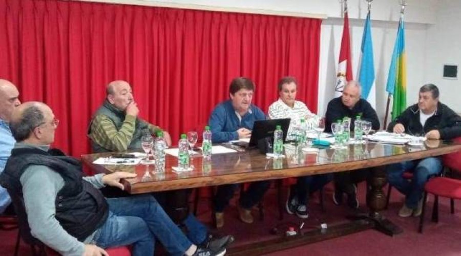 DECISIONES./ Se va poniendo al día el torneo de ascenso tras lo dispuesto en la reunión liguista.