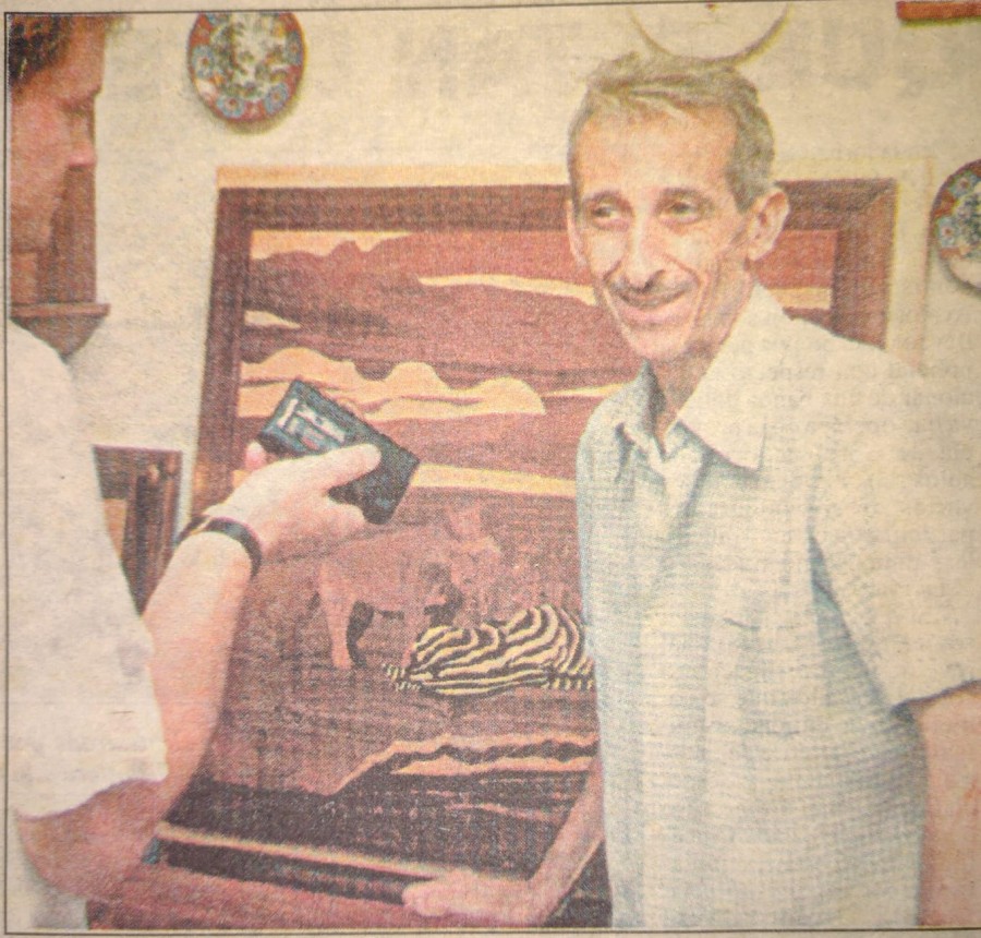 Di Martino respondi&eacute;ndole a LA OPINION.