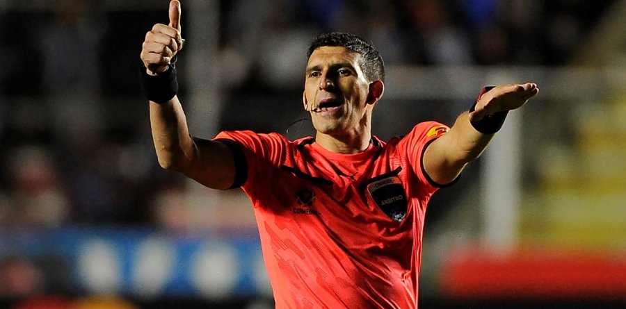 COMO SI NO PASO NADA./ Volverá a dirigir el sábado.