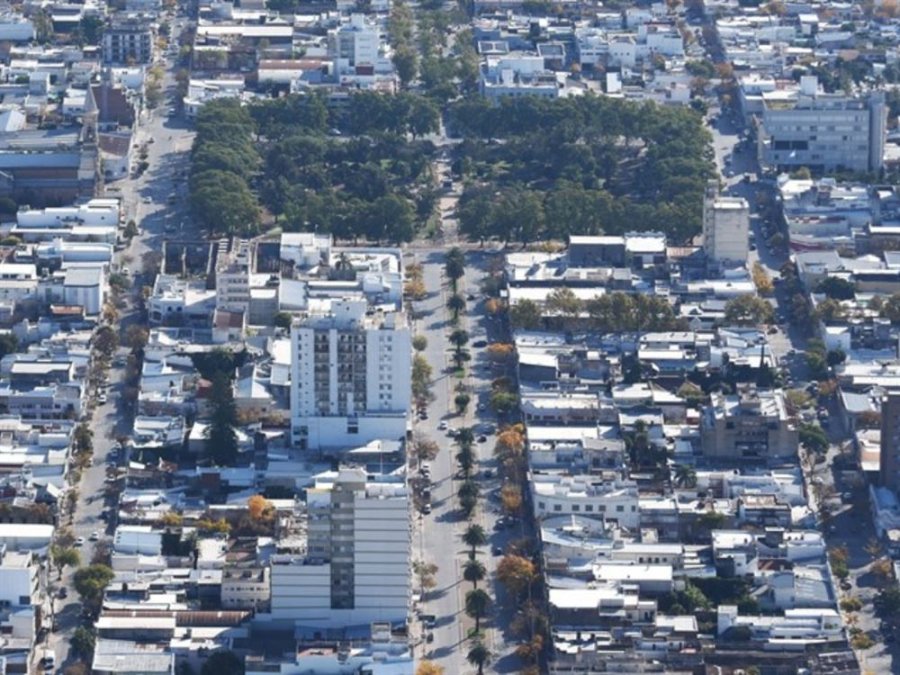 Reuni&oacute;n entre comerciantes de Paseo del Centro, Paseo Roca y Paseo Yrigoyen.
