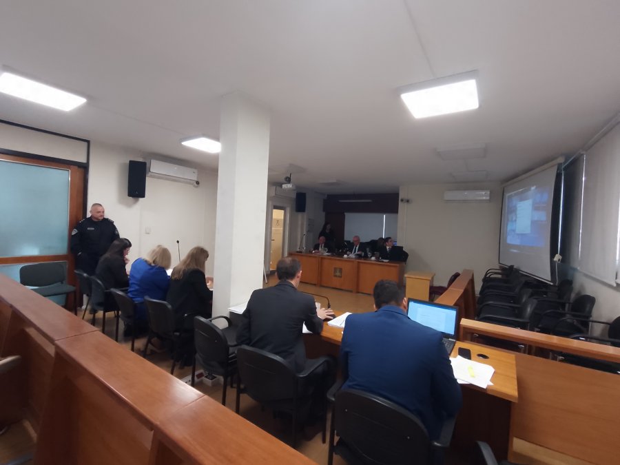 El tribunal colegiado que presidió el debate estuvo integrado por los jueces de Alzada, Dres. Sebastián Creus (presidente), Bruno Netri, y Roberto Reyes.