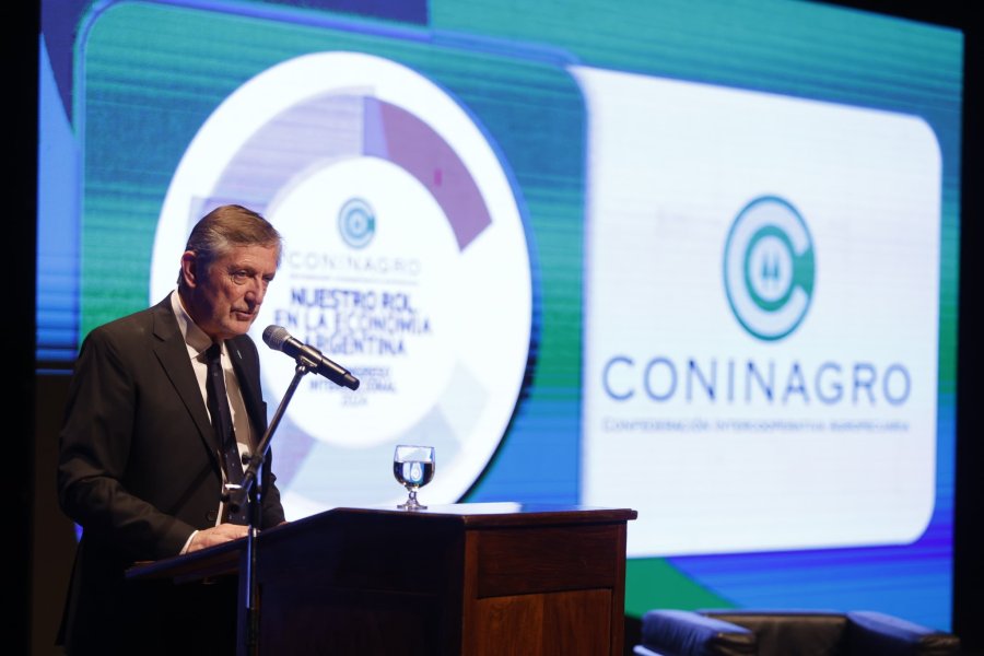 CONTUNDENTE. Elbio Laucirica brindó un discurso que expuso los desafíos y necesidades del sector.