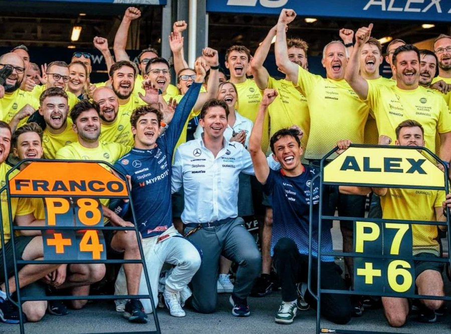 Franco Colapinto (octavo) y Alexander Albon (s&eacute;ptimo) sumaron para el equipo Williams en el GP de Azerbaiy&aacute;n.