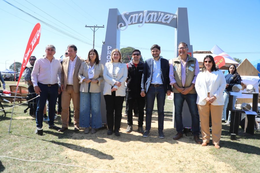 RECORRIDA. Pullaro encabez&oacute; la inauguraci&oacute;n oficial de la 37&ordf; edici&oacute;n de la Expo Rural de la ciudad de San Javier.