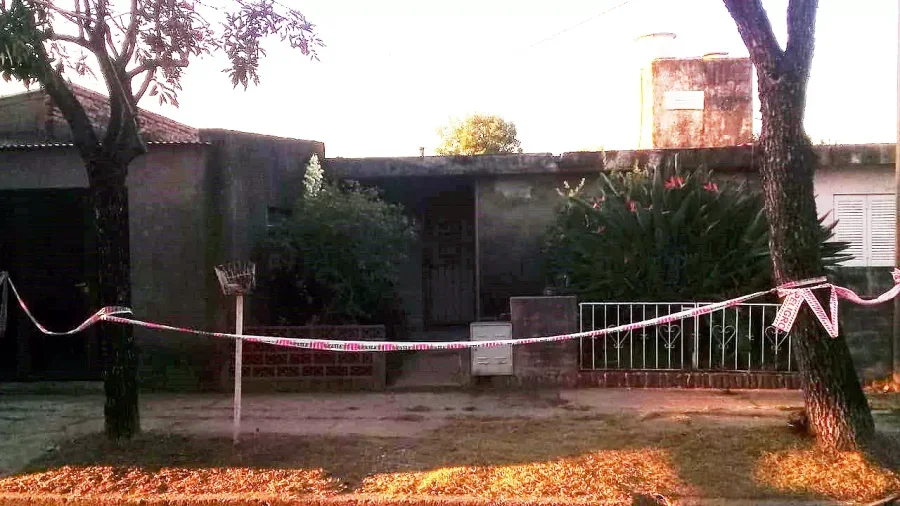 <i>La casa de calle Pedro Soldano al 1300 donde hall&oacute; la muerte Julio Ram&oacute;n Funes en marzo de 2020, cuyo juicio oral a&uacute;n est&aacute; pendiente. </i>