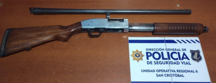 La escopeta secuestrada en Ruta Provincial N° 2 de San Cristóbal.