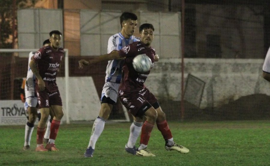 TRIUNFO LOCAL. El Le&oacute;n se impuso por la m&iacute;nima ante la Crema.