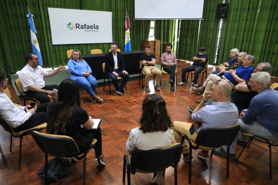 ANUNCIOS. Bottero brind&oacute; detalles de los operativos de seguridad, control y limpieza.