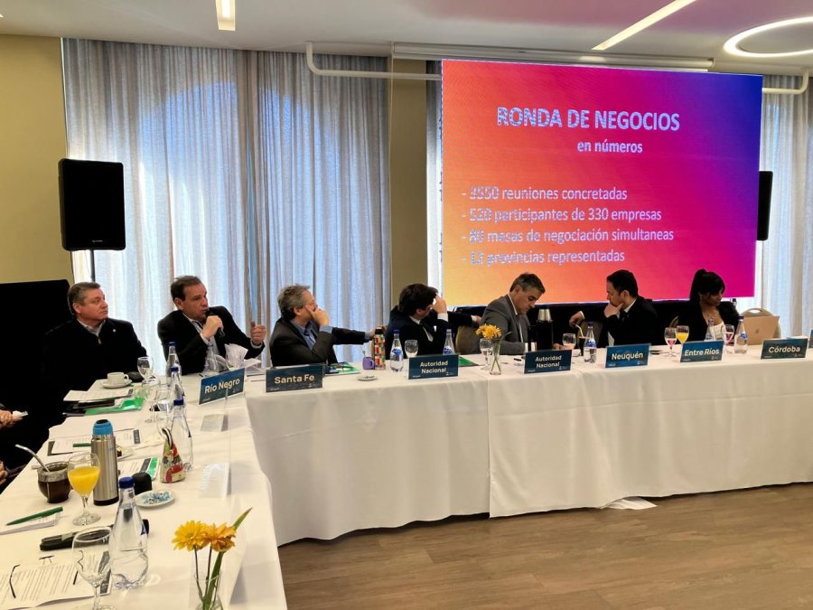 R&eacute;plicas de las rondas de negocios en el resto del pa&iacute;s.