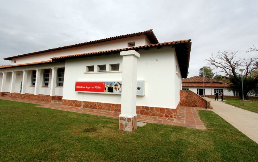 El hecho fue cometido en la sede del Instituto de Seguridad Pública (ISeP) de la provincia ubicado en Recreo.