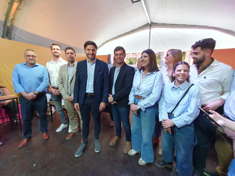 El gobernador Pullaro junto al intendente Viotti y la diputada Clara Garc&iacute;a ofrecieron una conferencia de prensa en la ExpoRural de Rafaela y la Regi&oacute;n.