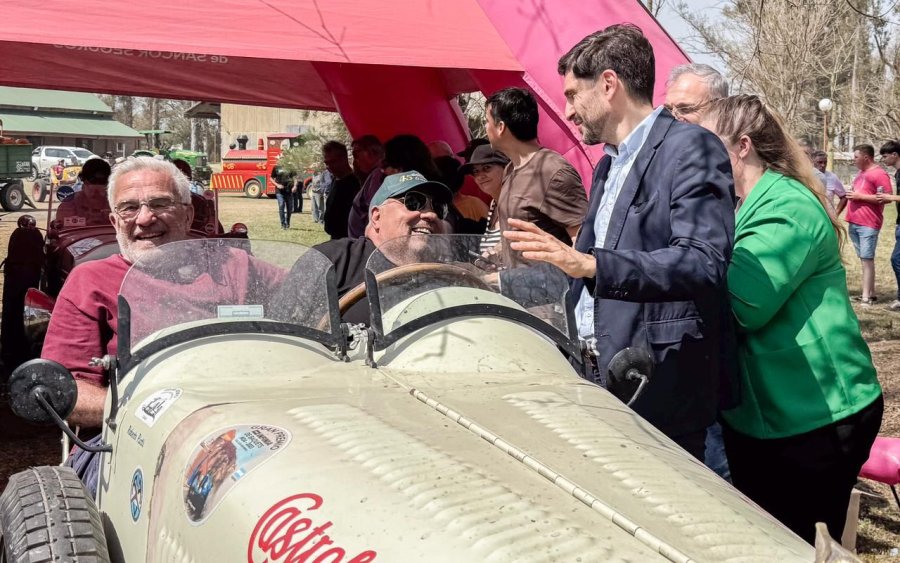 EN ZENON PEREYRA. Pullaro visit&oacute; el predio donde tuvo lugar una nueva edici&oacute;n del Gran Premio Argentino de Baquets.