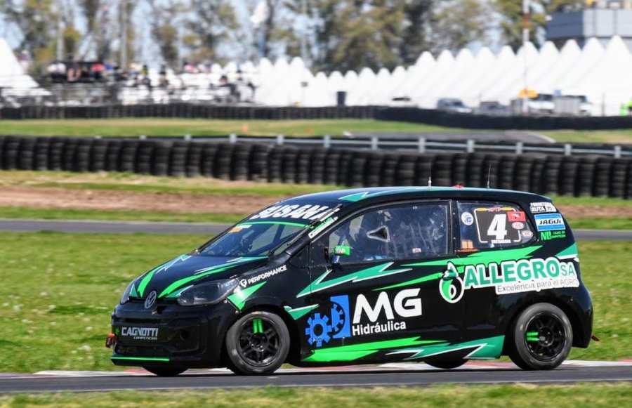 Jos&eacute; Luis Costamagna y Mart&iacute;n Chialvo son protagonistas en la Clase 2.