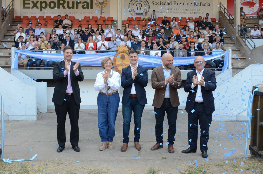 Se realiz&oacute; el acto inaugural de la Expo Rural.