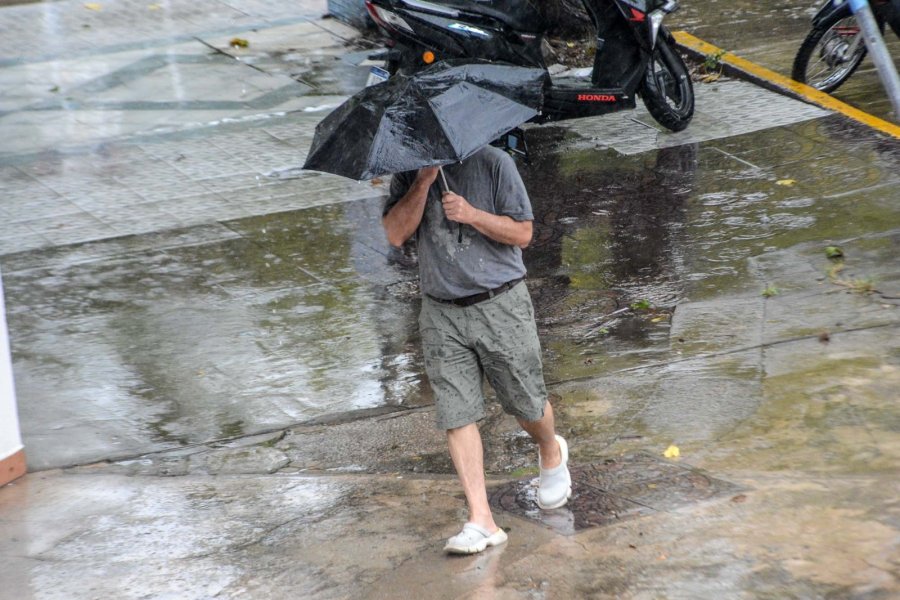 &iquest;SE VIENE EL AGUA? El Servicio Meteorol&oacute;gico Nacional anuncia la llegada de algunas lluvias para la zona durante las pr&oacute;ximas horas.