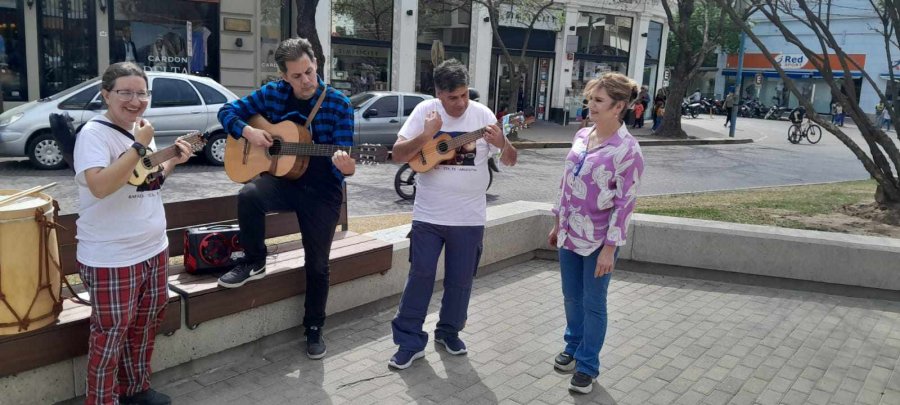 Algunos de los participantes en la caravana del sábado.