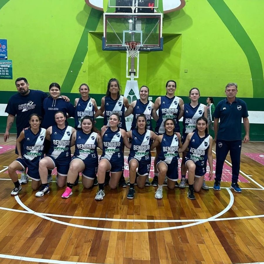 PUNTERAS. El equipo femenino benhurense.