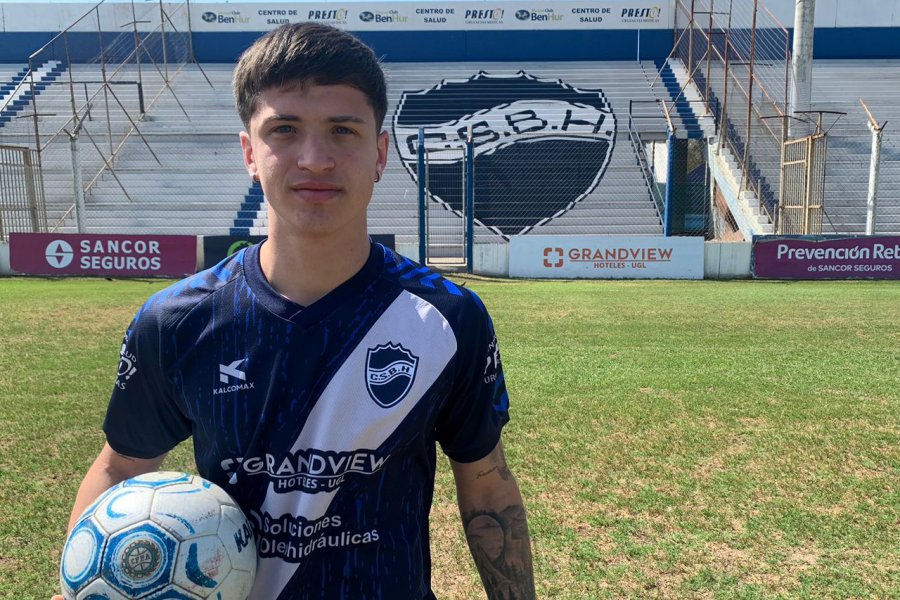 EN BARRIO PARQUE. El futbolista que viene de Atl&eacute;tico Esmeralda.