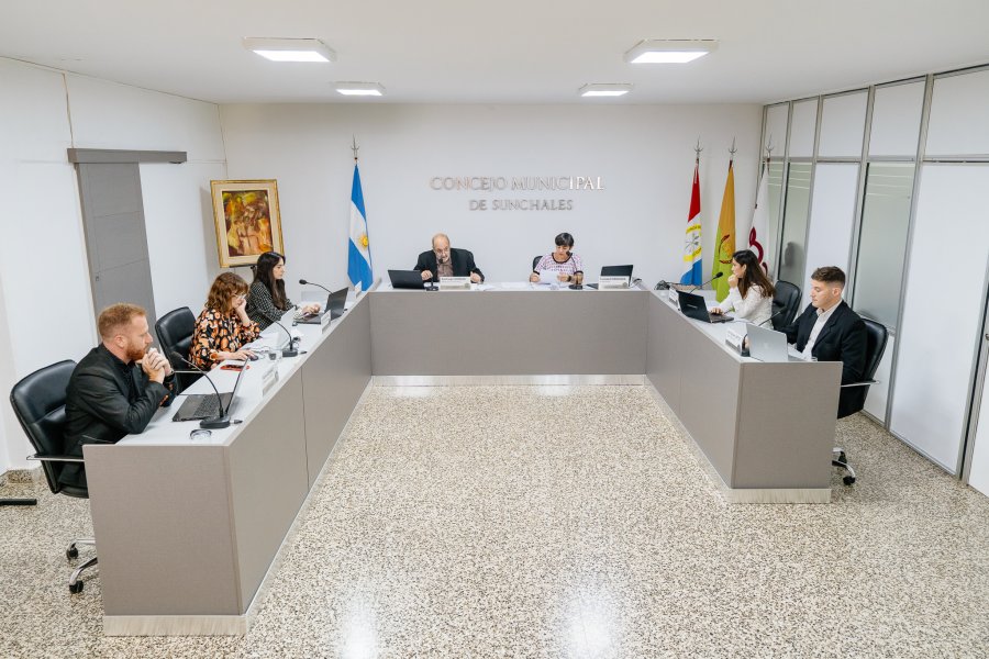 Los ediles durante uno de sus encuentros.