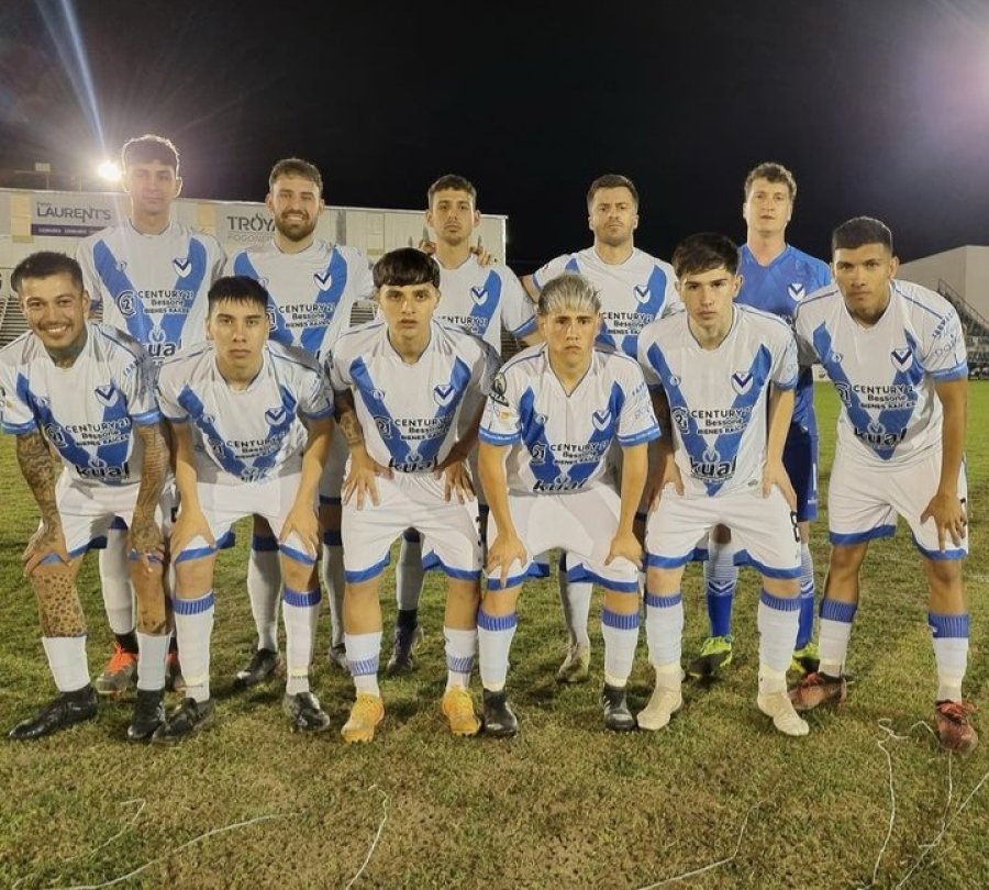 V AZULADA. Empató ante 9 de Julio.