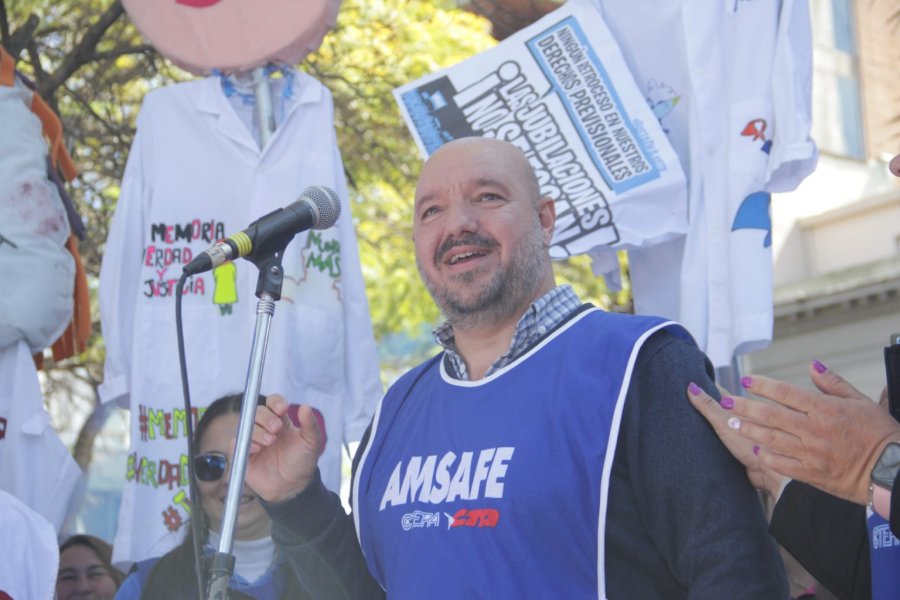 RODRIGO ALONSO. El gremialista de Amsafe anunci&oacute; un nuevo paro de los trabajadores p&uacute;blicos santafesinos para el pr&oacute;ximo mi&eacute;rcoles.