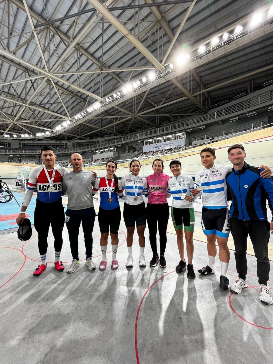 GRAN ARGENTINO. Parte del equipo que brilló en San Juan.